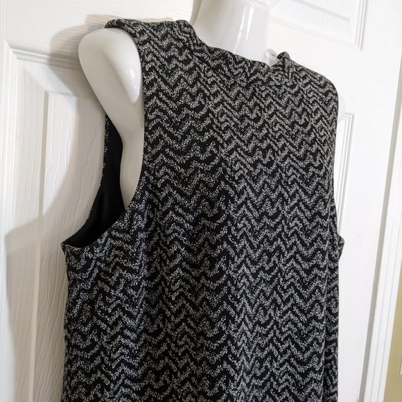 Antonio Melani Black & Gray Chevron Sleeveless Sweater Midi Dress - size 14 - Picture 2 of 12